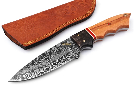 Damascus Steel Hunting knife