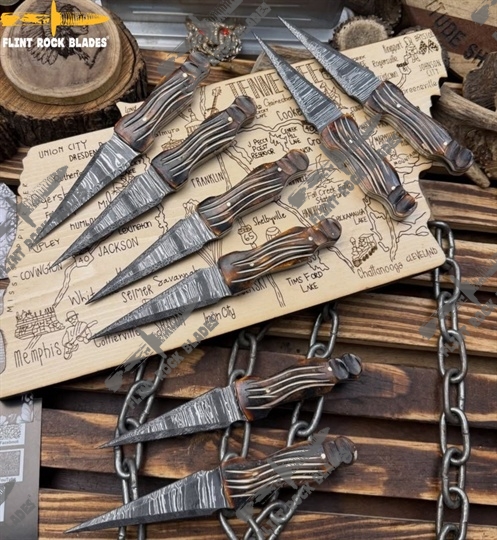 Damascus steel Daggers